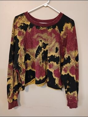 JoyLab Maroon Black Gold Tie-Dye Crewneck Sweatshirt